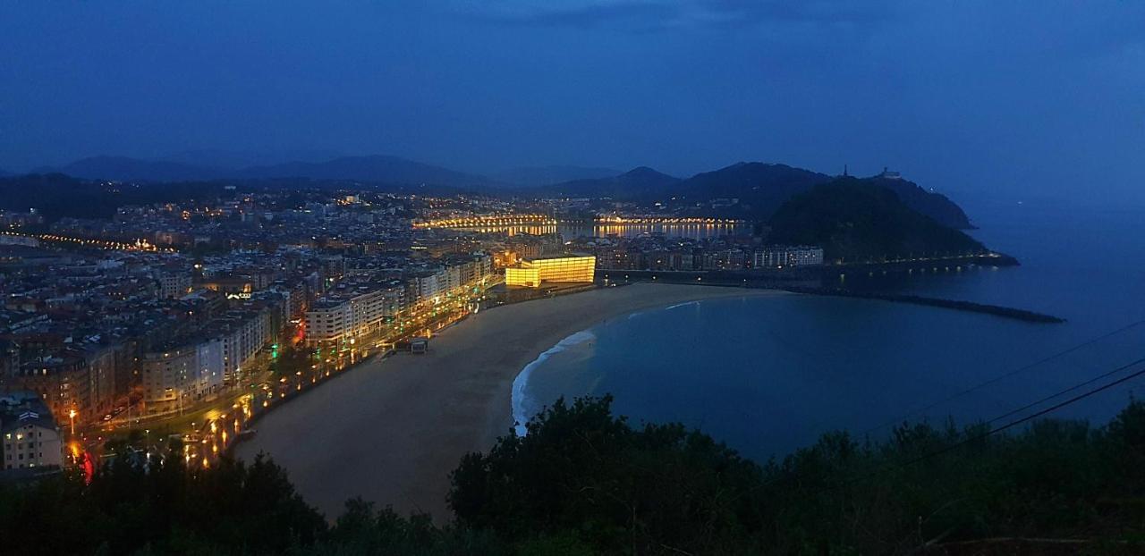 Pension Nuevas Artes Hotel San Sebastian Exterior photo